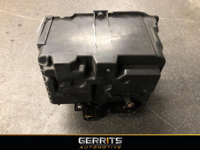 Battery box from a Ford Fiesta 6 (JA8) 1.0 EcoBoost 12V Sport 2015