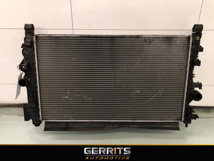 Usagé Radiateur Opel Zafira Tourer (P12) 1.4 Turbo 16V ecoFLEX Prix € 99,99 Règlement à la marge proposé par Gerrits Automotive BV