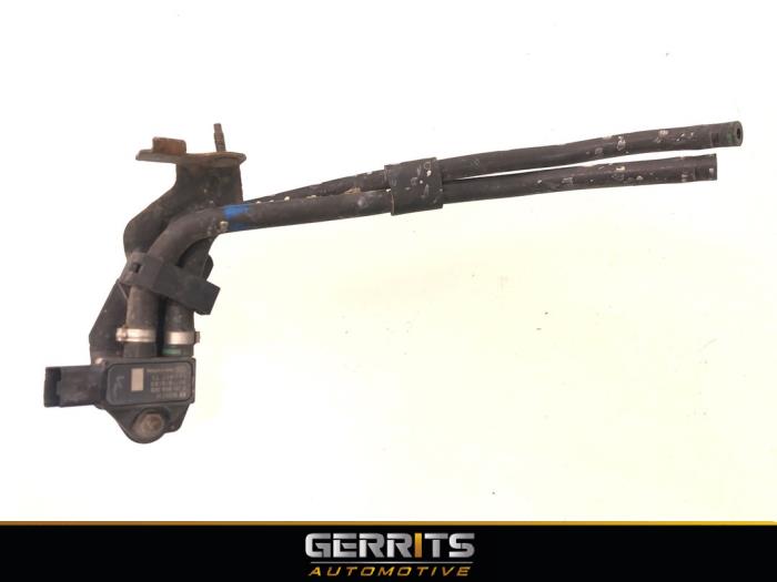 Used Particulate filter sensor Peugeot 308 SW (L4/L9/LC/LJ/LR) 1.6 BlueHDi 120 Price € 19,99 Margin scheme offered by Gerrits Automotive BV