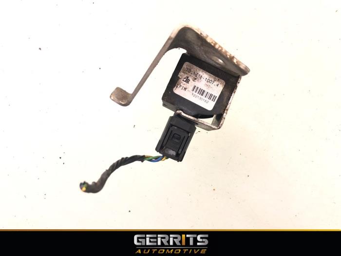 Yaw turn rate sensor