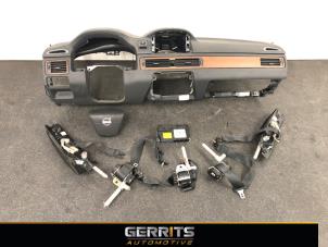 Usagé Kit + module airbag Volvo S80 (AR/AS) 3.0 T6 24V AWD Prix € 1.249,99 Règlement à la marge proposé par Gerrits Automotive