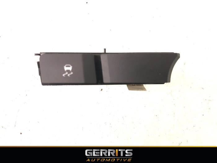 Usados Interruptor ESP Opel Astra J (PC6/PD6/PE6/PF6) 1.4 Turbo 16V Precio € 19,99 Norma de margen ofrecido por Gerrits Automotive BV