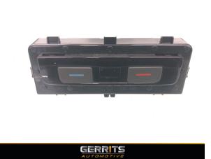 Used Heater control panel Volkswagen Passat Variant (3G5) 1.4 TSI 16V Price € 29,99 Margin scheme offered by Gerrits Automotive