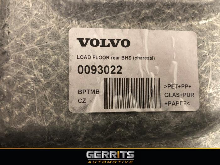 Plaque sol coffre d'un Volvo XC90 II 2.0 T6 16V AWD 2015