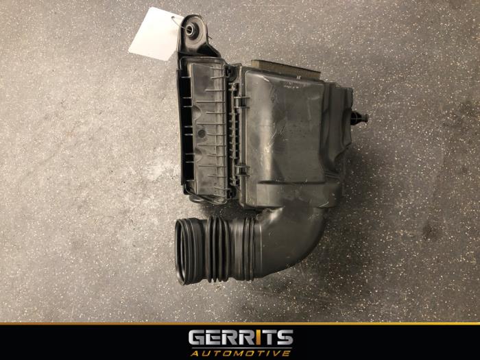 Gebrauchte Luftfiltergehäuse Renault Megane IV Estate (RFBK) 1.0 TCE Preis € 39,99 Margenregelung angeboten von Gerrits Automotive BV