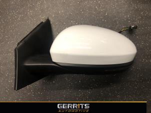 Used Wing mirror, left Renault Megane IV Estate (RFBK) 1.0 TCE Price € 149,99 Margin scheme offered by Gerrits Automotive