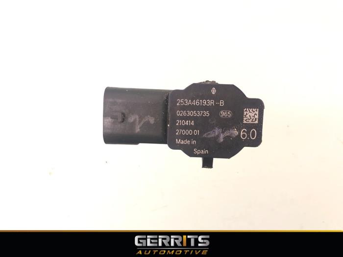 PDC Sensor from a Renault Megane IV Estate (RFBK) 1.0 TCE 2021