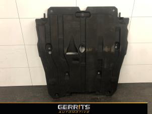 Used Engine protection panel Renault Megane IV Estate (RFBK) 1.0 TCE Price € 124,99 Margin scheme offered by Gerrits Automotive