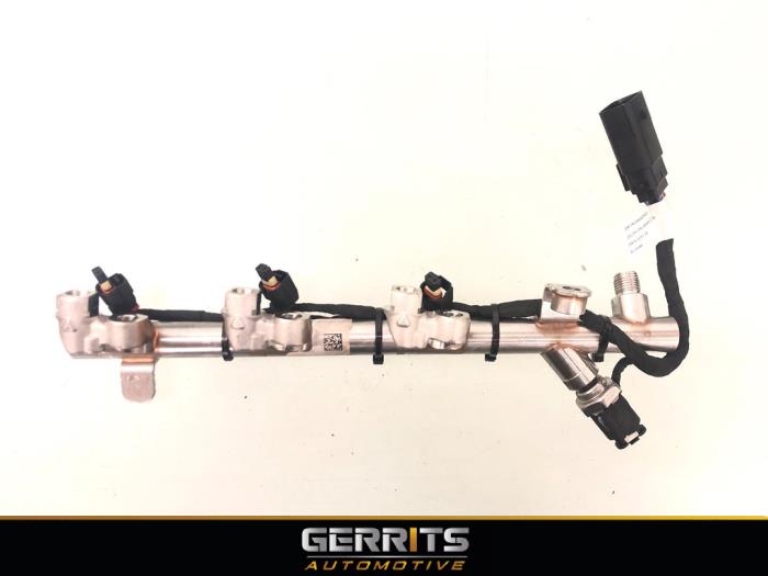 Usagé Système d'injection Opel Astra K Sports Tourer 1.2 Turbo 12V Prix € 74,99 Règlement à la marge proposé par Gerrits Automotive BV