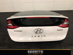 Używane Tylna klapa Hyundai Ioniq 1.6 GDI 16V Hybrid Cena € 749,99 Procedura marży oferowane przez Gerrits Automotive
