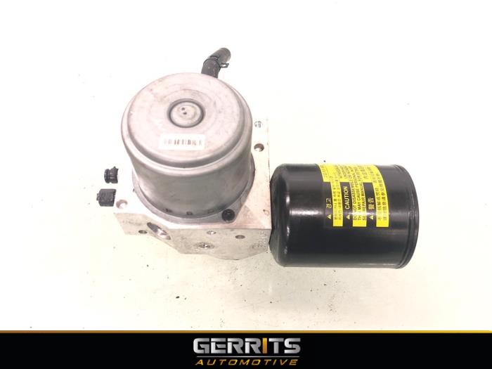 Begagnade ABS-pump Hyundai Ioniq EV Pris € 399,99 Marginaltabell erbjuds av Gerrits Automotive BV
