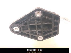 Engine mount from a Hyundai Ioniq EV 2018