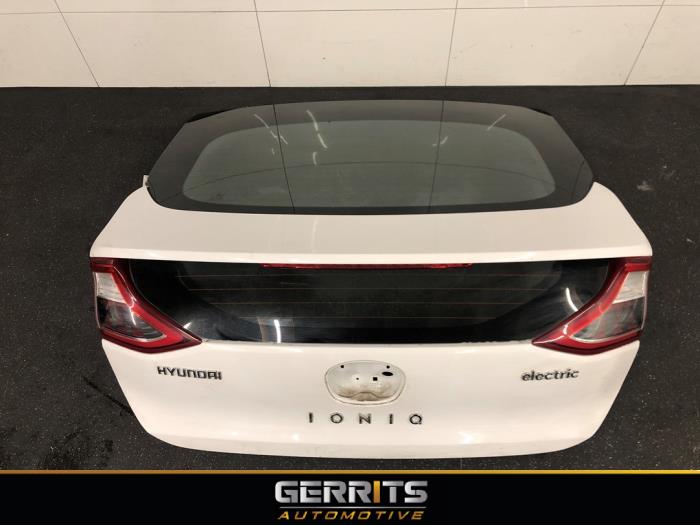 Begagnade Baklucka Hyundai Ioniq EV Pris € 599,99 Marginaltabell erbjuds av Gerrits Automotive BV