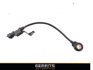 Klopfsensor van een Hyundai i10 (F5) 1.1i 12V 2012