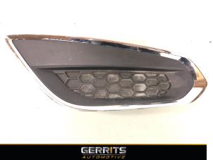 Used Fog light cover plate, right Volvo V60 I (FW/GW) 2.0 D3 20V Price € 24,99 Margin scheme offered by Gerrits Automotive