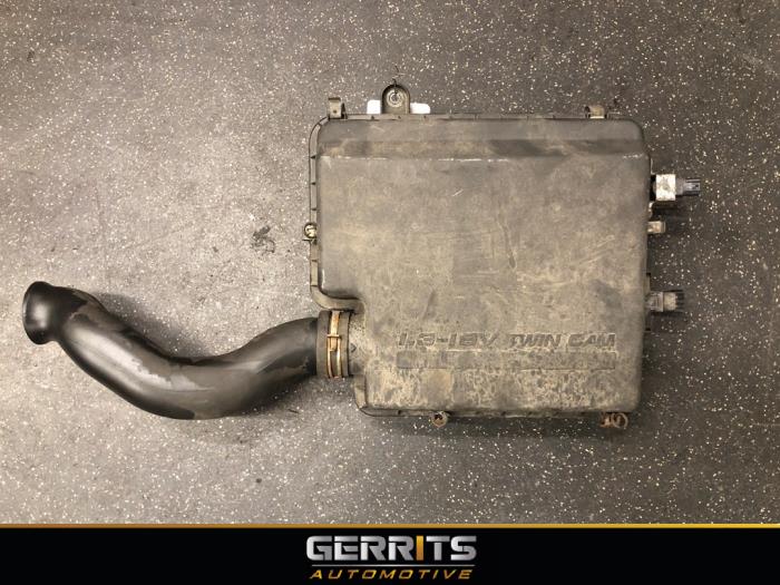 Gebrauchte Luftfiltergehäuse Daihatsu Sirion 2 (M3) 1.3 16V DVVT Preis € 99,99 Margenregelung angeboten von Gerrits Automotive BV