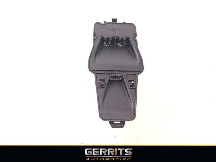 Gebrauchte Bremsassistent Sensor Volvo S60 II (FS) 2.4 D5 20V Preis € 34,99 Margenregelung angeboten von Gerrits Automotive BV