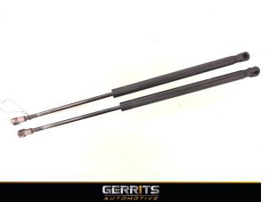 Used Set of tailgate gas struts Alfa Romeo MiTo (955) 1.4 Turbo Multi Air 16V Price € 19,99 Margin scheme offered by Gerrits Automotive