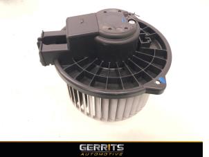 Usagé Moteur de ventilation chauffage Daihatsu Sirion 2 (M3) 1.3 16V DVVT Prix € 24,99 Règlement à la marge proposé par Gerrits Automotive