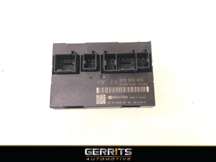Used Body control computer Volkswagen Passat (3C2) 1.6 FSI 16V Price € 39,99 Margin scheme offered by Gerrits Automotive BV