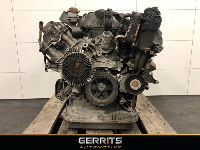Begagnade Motor Mercedes G (463) G 500 V8 24V Pris € 1.999,99 Marginaltabell erbjuds av Gerrits Automotive BV