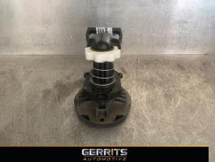 Used Spare wheel lift mechanism Renault Clio IV (5R) 0.9 Energy TCE 90 12V Price € 74,99 Margin scheme offered by Gerrits Automotive