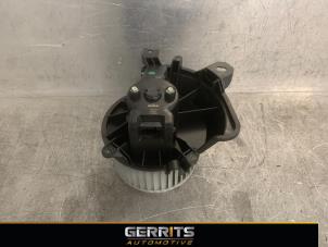 Used Heating and ventilation fan motor Opel Combo 1.3 CDTI 16V ecoFlex Price € 34,99 Margin scheme offered by Gerrits Automotive