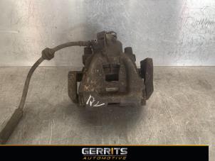 Used Front brake calliper, right Opel Combo 1.3 CDTI 16V ecoFlex Price € 34,99 Margin scheme offered by Gerrits Automotive