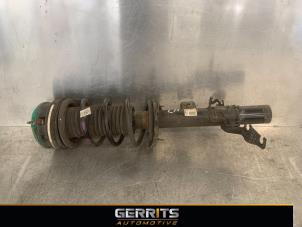 Used Rear shock absorber rod, left Landrover Range Rover Evoque (LVJ/LVS) 2.0 D 150 16V 5-drs. Price € 99,99 Margin scheme offered by Gerrits Automotive