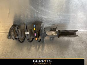 Used Front shock absorber rod, left Peugeot 5008 II (M4/MC/MJ/MR) 1.2 12V e-THP PureTech 130 Price € 99,99 Margin scheme offered by Gerrits Automotive