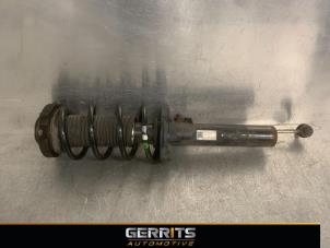 Usagé Barre amortisseur avant droit Audi Q3 (8UB/8UG) 2.0 16V TFSI 170 Quattro Prix € 49,99 Règlement à la marge proposé par Gerrits Automotive