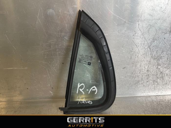 Usados Ventanilla triangular derecha detrás Opel Karl 1.0 12V Precio € 34,99 Norma de margen ofrecido por Gerrits Automotive BV