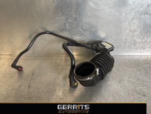 Used Air intake hose Opel Karl 1.0 12V Price € 24,99 Margin scheme offered by Gerrits Automotive