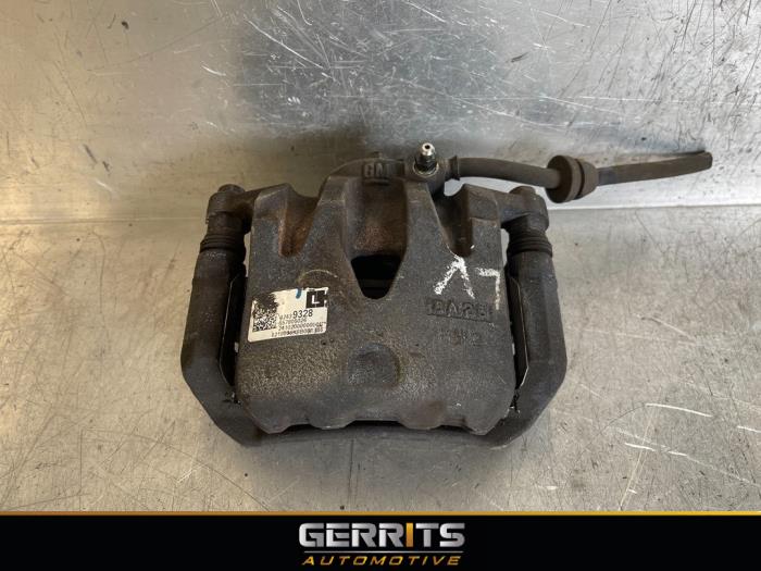 Front brake calliper, left from a Opel Karl 1.0 12V 2018