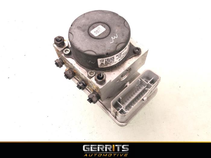ABS pump from a Citroën C3 (SC) 1.6 HDi 92 2012