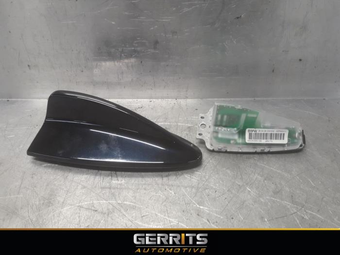 Używane Antena BMW 3 serie (E90) 318i 16V Cena € 34,99 Procedura marży oferowane przez Gerrits Automotive BV