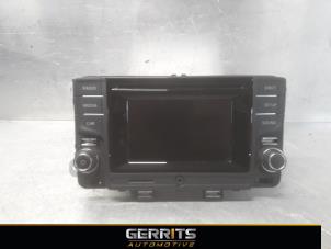 Used Radio CD player Volkswagen Polo V (6R) 1.2 TSI Price € 199,99 Margin scheme offered by Gerrits Automotive