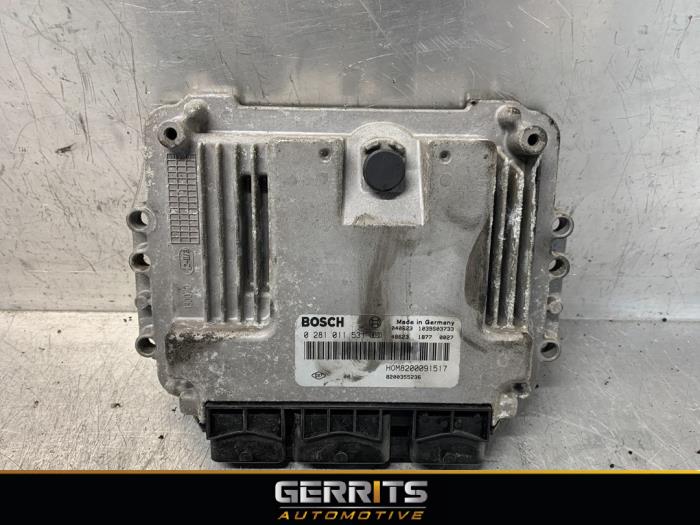 Used Engine management computer Opel Vivaro 2.5 DTI 16V Price € 149,99 Margin scheme offered by Gerrits Automotive BV