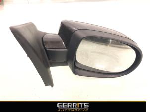 Used Wing mirror, right Renault Clio III (BR/CR) 1.2 16V TCe 100 Price € 29,99 Margin scheme offered by Gerrits Automotive