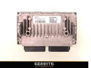 Używane Sterownik skrzyni automatycznej Renault Scénic II (JM) 1.6 16V Cena € 124,99 Procedura marży oferowane przez Gerrits Automotive