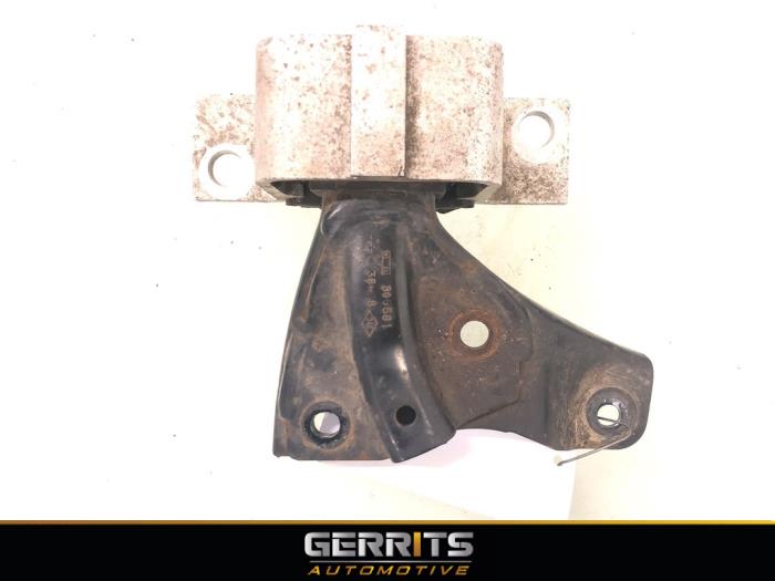 Used Engine mount Dacia Logan MCV I (KS) 1.4 Price € 29,99 Margin scheme offered by Gerrits Automotive BV