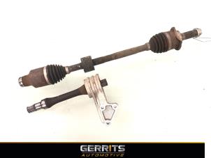 Used Front drive shaft, right Suzuki SX4 (EY/GY) 1.6 16V VVT Comfort,Exclusive Autom. Price € 49,99 Margin scheme offered by Gerrits Automotive