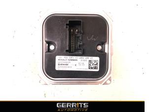 Used Computer lighting module Renault Clio V (RJAB) 1.6 E-Tech 140 16V Price € 49,99 Margin scheme offered by Gerrits Automotive