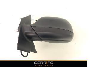 Used Wing mirror, left Volkswagen Transporter T5 2.0 TDI DRF Price € 151,24 Inclusive VAT offered by Gerrits Automotive
