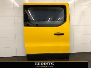 Usados Puerta corredera derecha Opel Vivaro 1.6 CDTi BiTurbo 145 Precio € 1.209,99 IVA incluido ofrecido por Gerrits Automotive