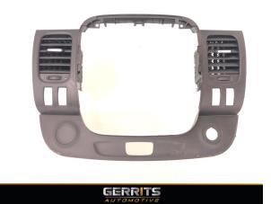 Used Dashboard vent Opel Vivaro 1.6 CDTi BiTurbo 145 Price € 60,49 Inclusive VAT offered by Gerrits Automotive