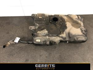Used Tank Opel Vivaro 1.6 CDTi BiTurbo 145 Price € 272,24 Inclusive VAT offered by Gerrits Automotive BV