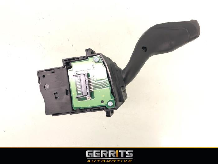 Indicator switch from a Ford Focus 3 1.0 Ti-VCT EcoBoost 12V 125 2015
