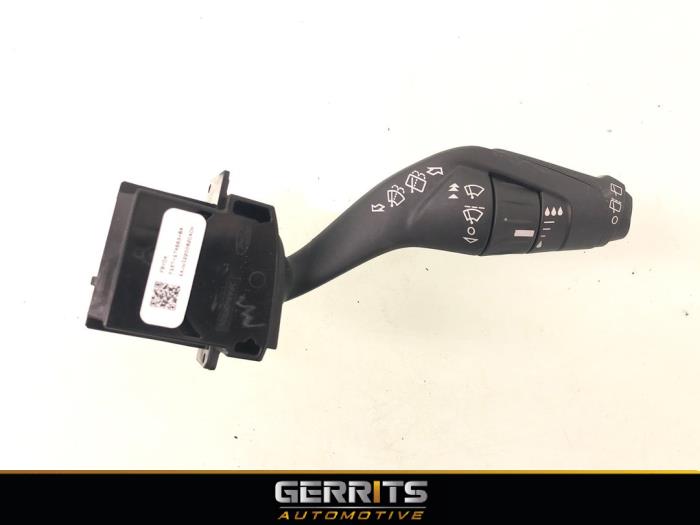 Interruptor de limpiaparabrisas de un Ford Focus 3 1.0 Ti-VCT EcoBoost 12V 125 2015