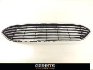 Used Grille Ford Focus 3 1.0 Ti-VCT EcoBoost 12V 125 Price € 99,99 Margin scheme offered by Gerrits Automotive